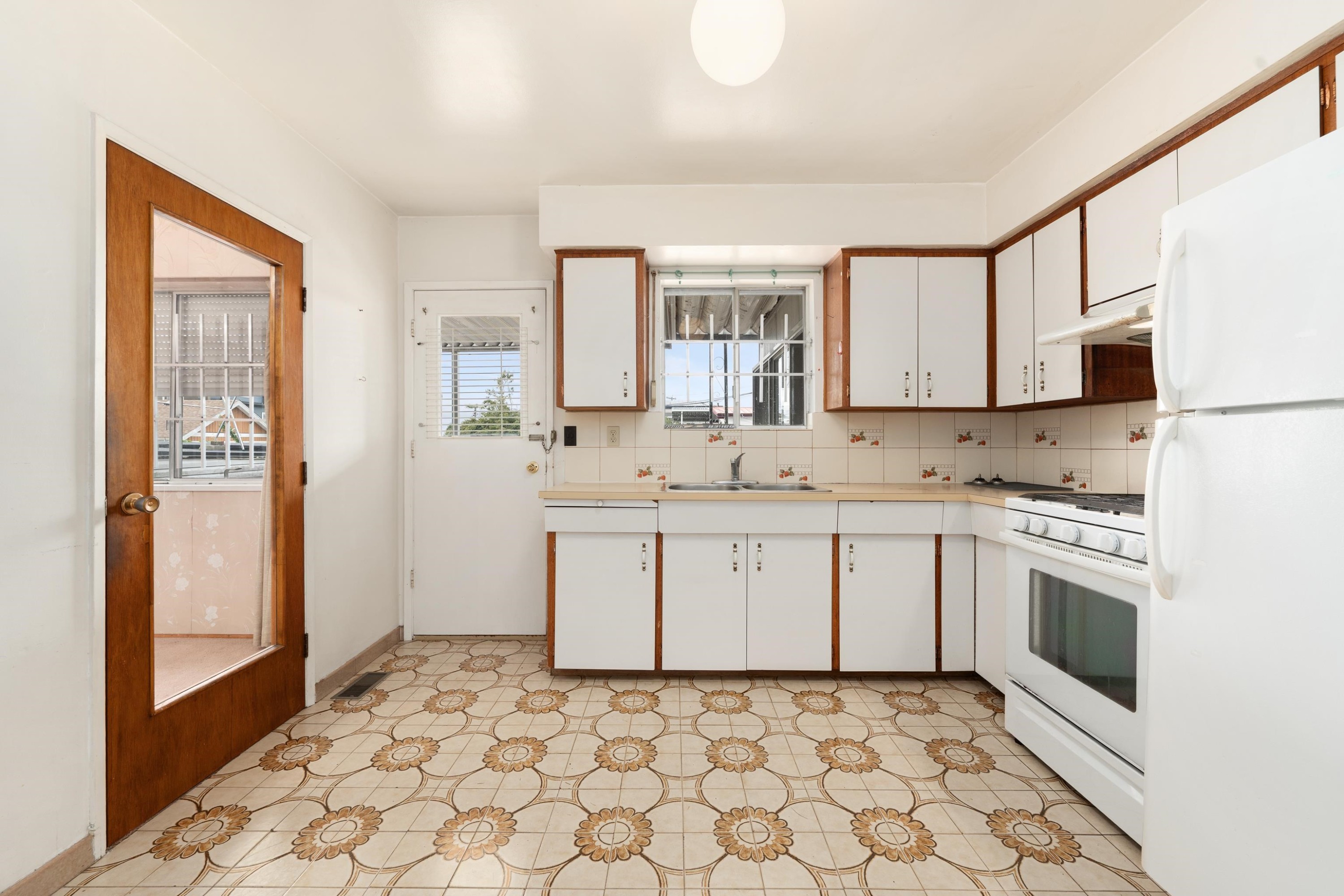 4561 Manor Street, Vancouver, BC