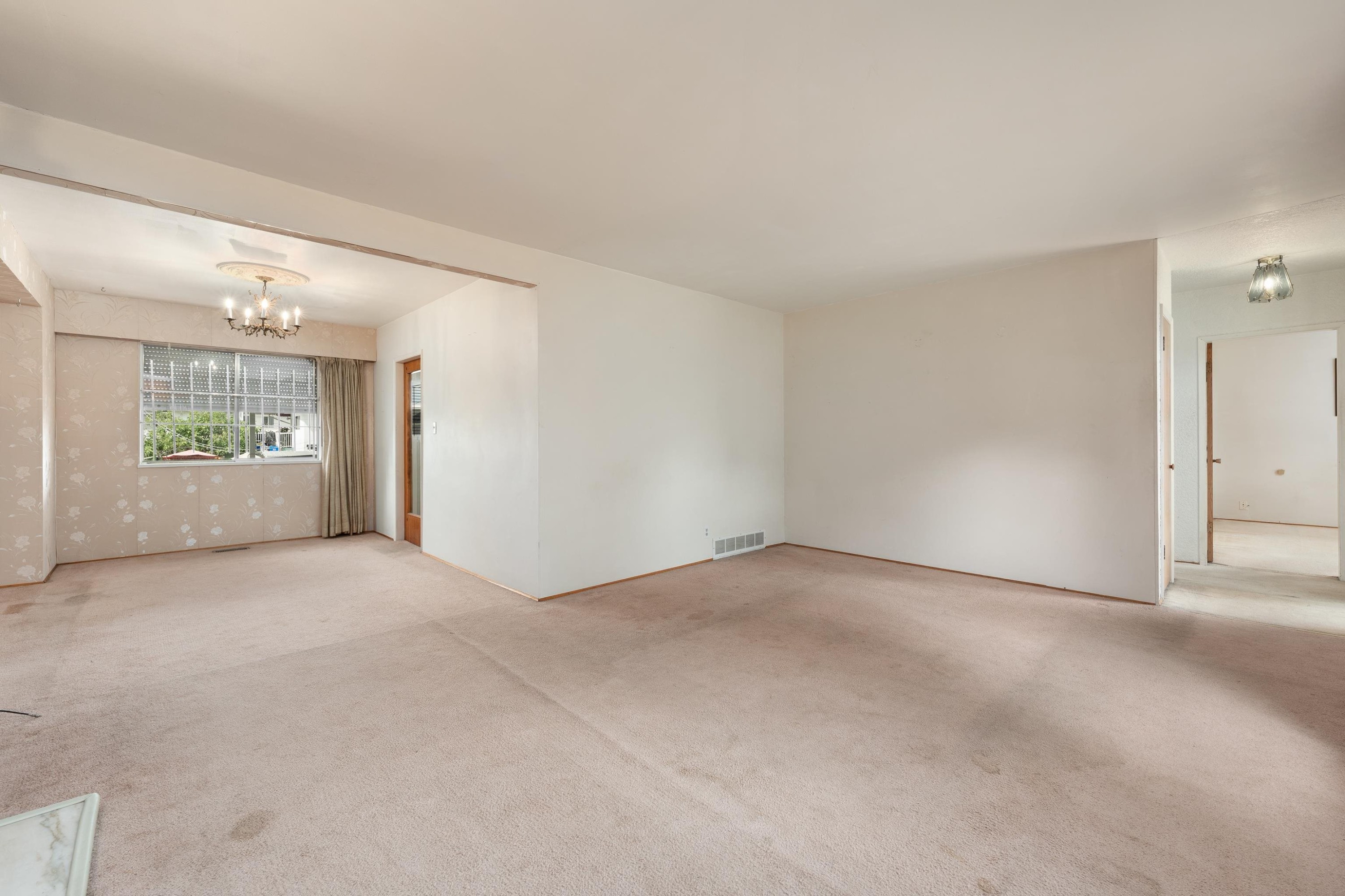 4561 Manor Street, Vancouver, BC