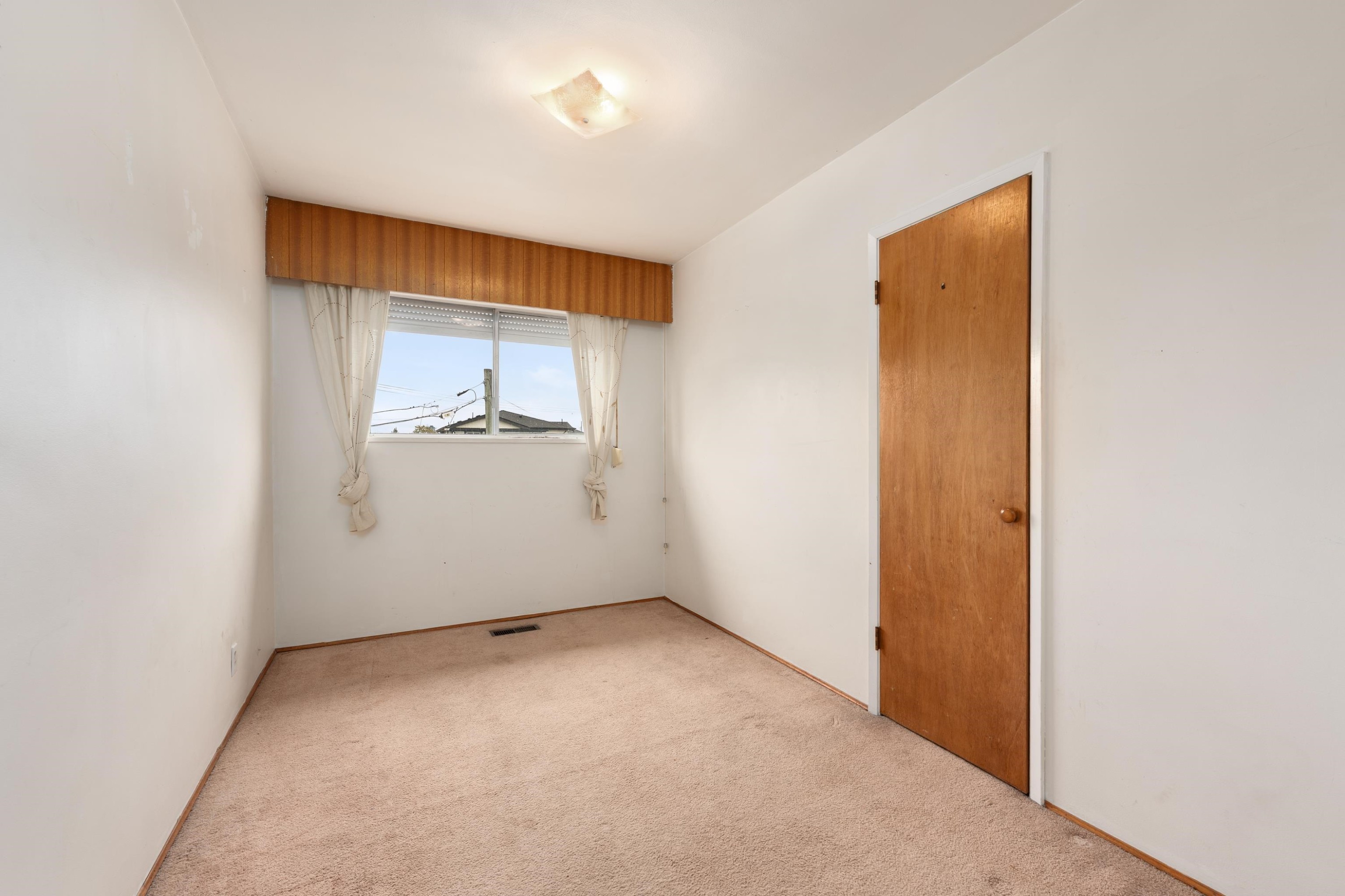 4561 Manor Street, Vancouver, BC