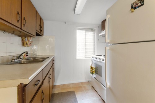 2461 Dundas Street, Vancouver, BC 