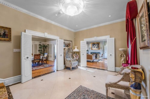 3380 The Crescent, Vancouver, BC 