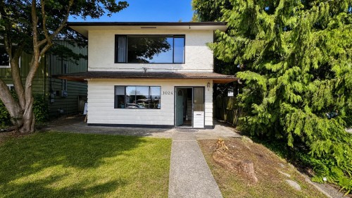 1024 Ranch Park Way  Coquitlam, BC V3C 2H2