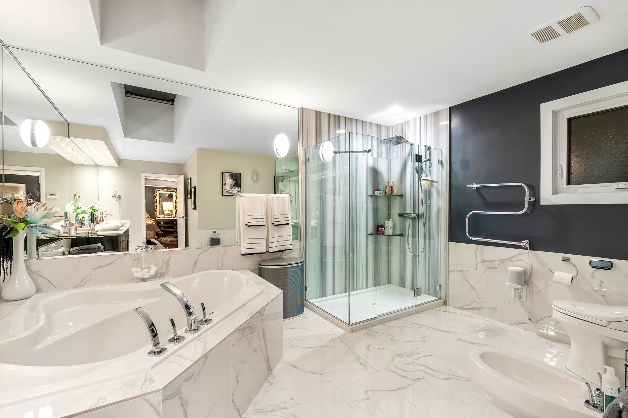 1130 Eyremount Drive, West Vancouver, BC