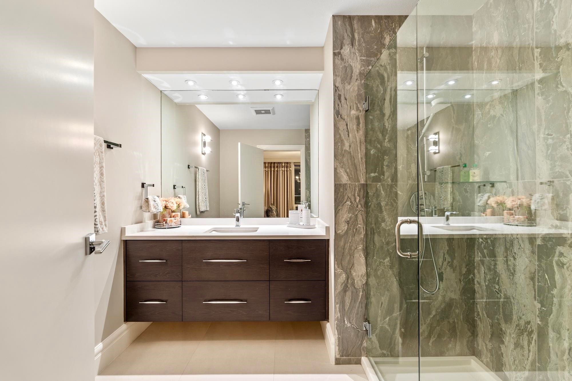 1130 Eyremount Drive, West Vancouver, BC