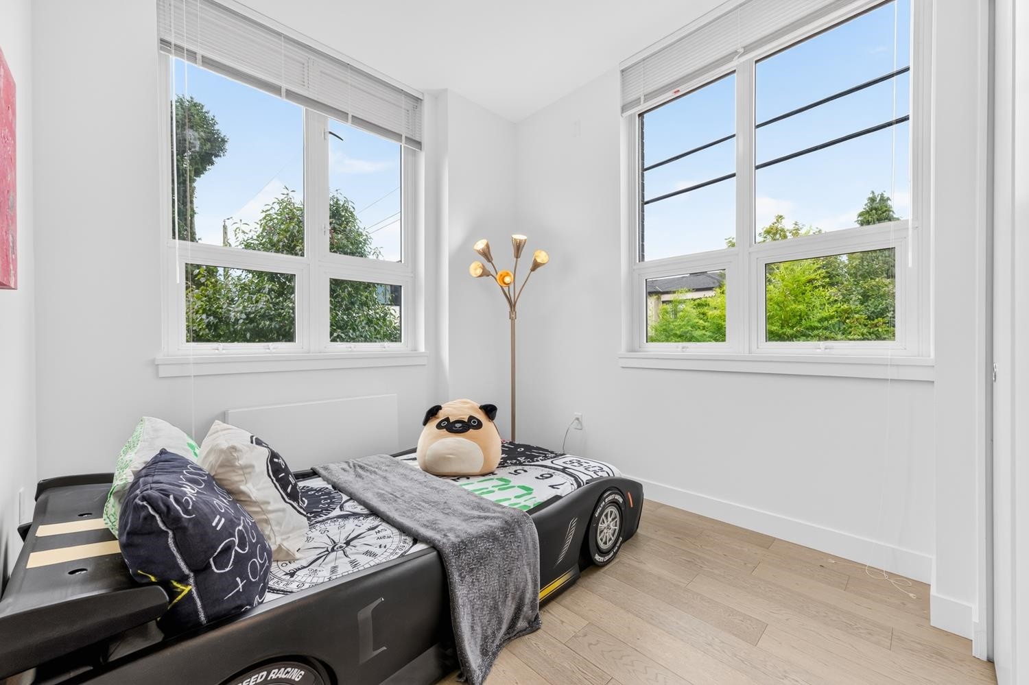 6739 Cambie Street, Vancouver, BC