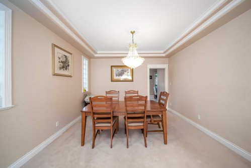 8671 Saunders Road, Richmond, BC 