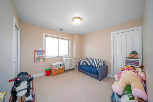 8671 Saunders Road, Richmond, BC 