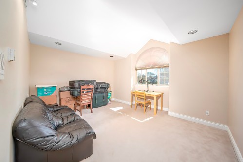8671 Saunders Road, Richmond, BC 