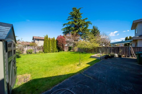 8671 Saunders Road, Richmond, BC 