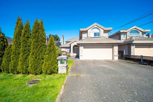 8671 Saunders Road, Richmond, BC 
