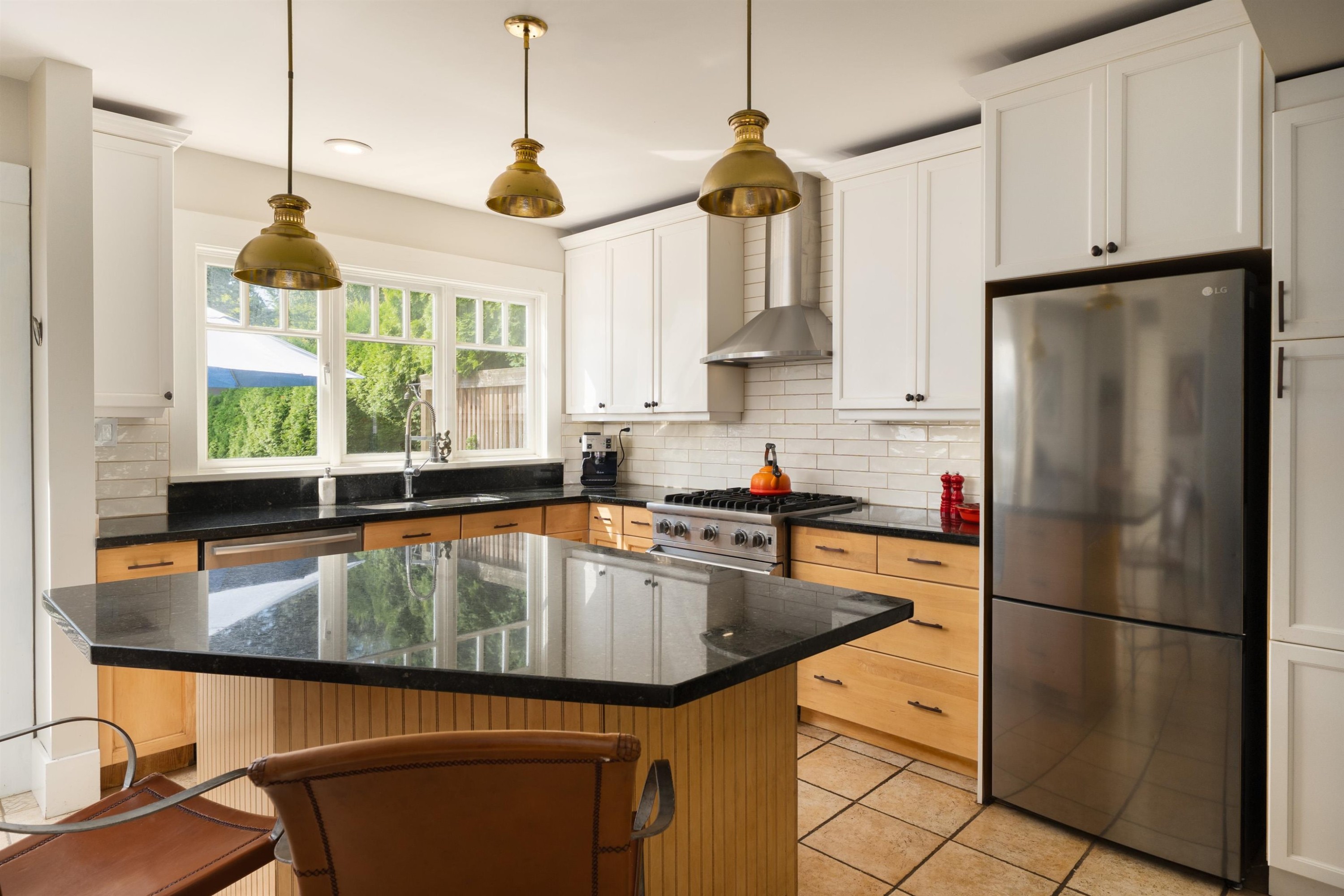 3864 29Th Avenue W, Vancouver, BC