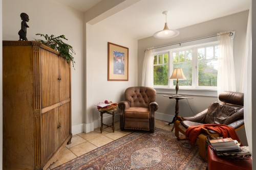 3864 29Th Avenue W, Vancouver, BC 