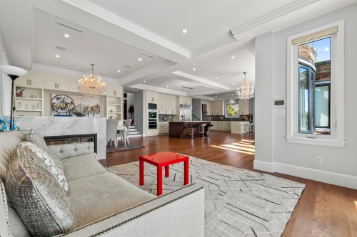 2559 Nelson Avenue, West Vancouver, BC 