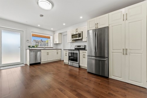 2559 Nelson Avenue, West Vancouver, BC 