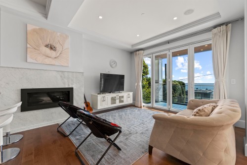 2559 Nelson Avenue, West Vancouver, BC 