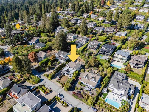 2559 Nelson Avenue, West Vancouver, BC 