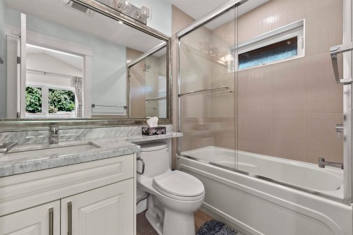2559 Nelson Avenue, West Vancouver, BC 