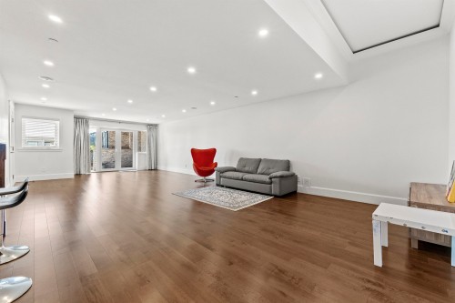 2559 Nelson Avenue, West Vancouver, BC 