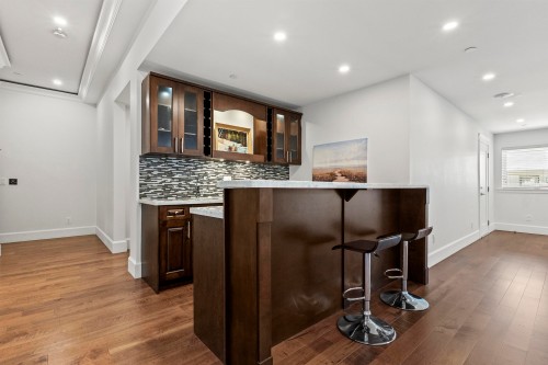 2559 Nelson Avenue, West Vancouver, BC 