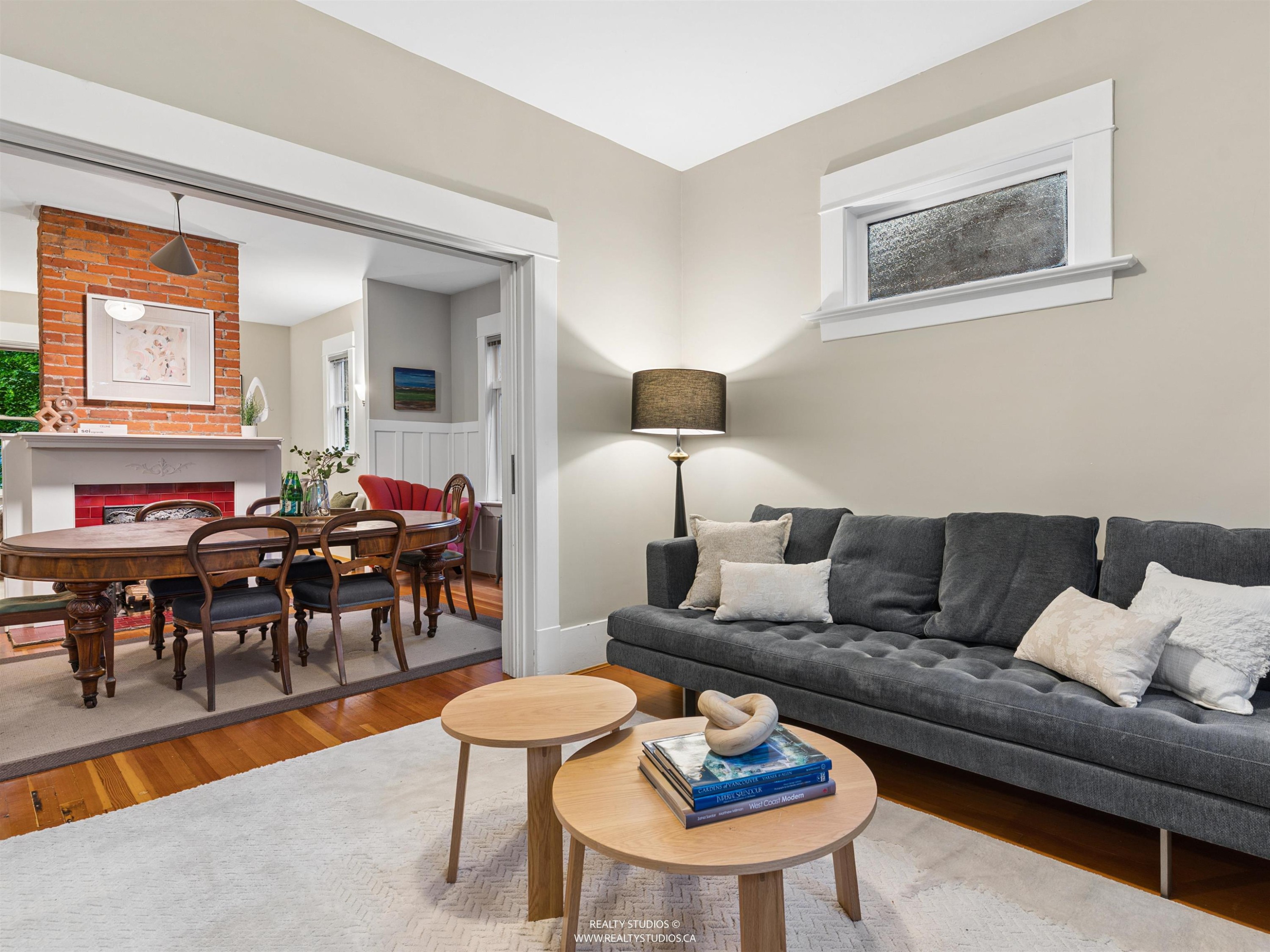 559 18Th Avenue W, Vancouver, BC