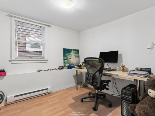 559 18Th Avenue W, Vancouver, BC 