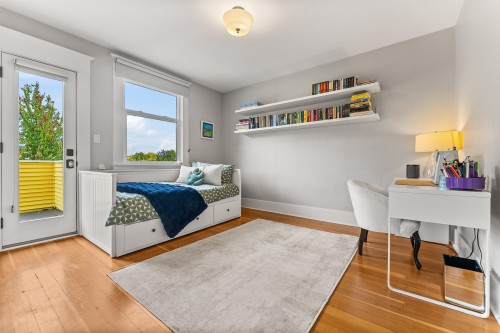 739 24Th Avenue E, Vancouver, BC 