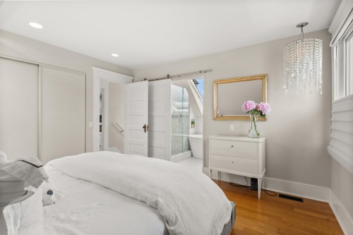 739 24Th Avenue E, Vancouver, BC 