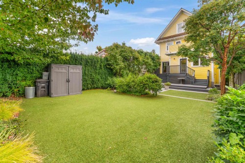 739 24Th Avenue E, Vancouver, BC 