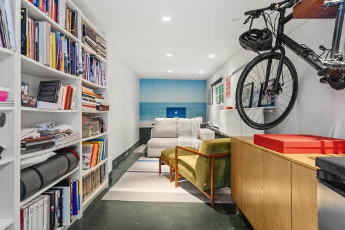 739 24Th Avenue E, Vancouver, BC 