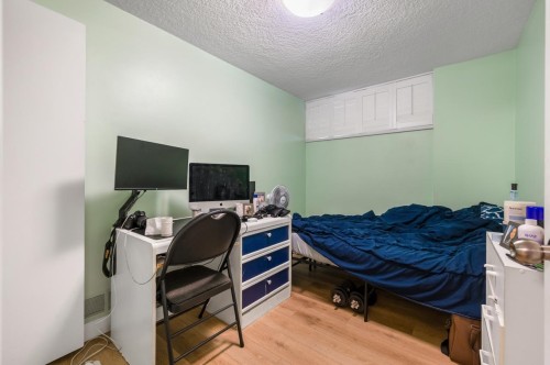 1545 49Th Avenue W, Vancouver, BC 