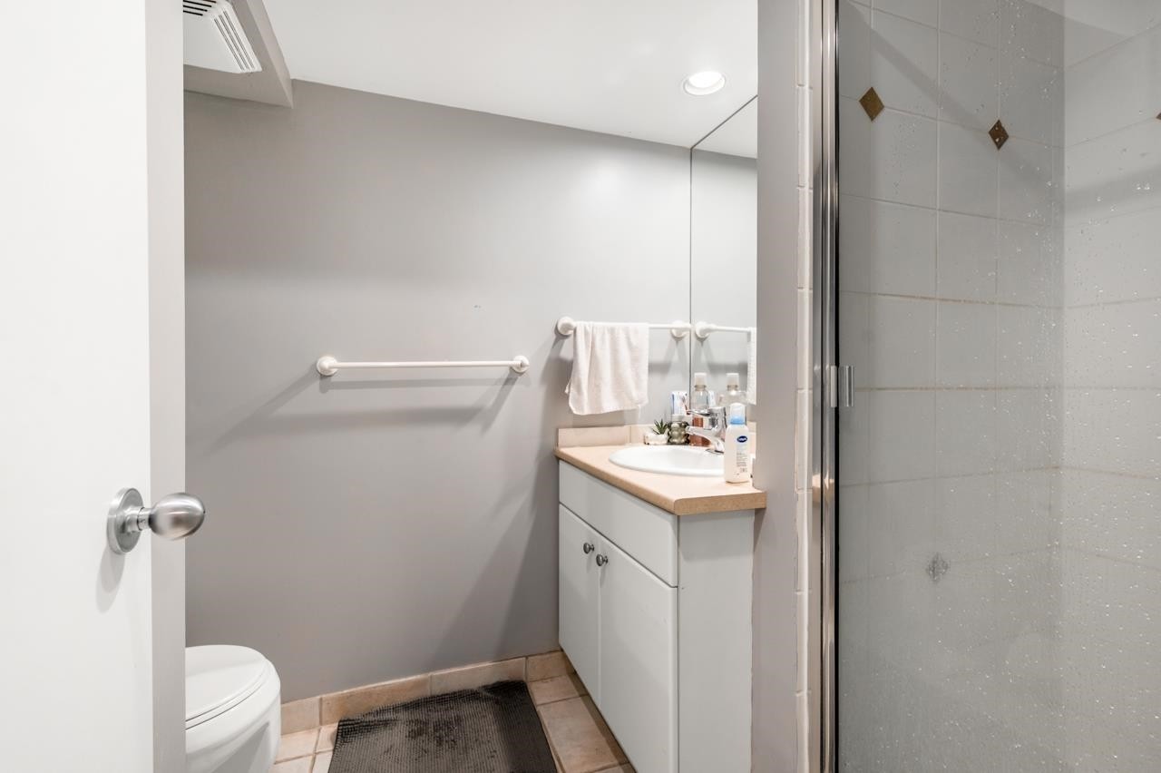 1545 49Th Avenue W, Vancouver, BC