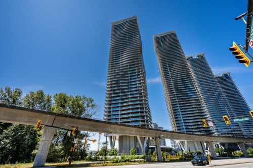 2208-4890 Lougheed Highway  Burnaby, BC V5C 0N2
