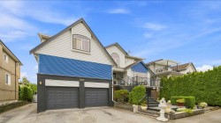 367 Fenton Street New Westminster, BC V3M 5J1