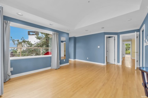 4648 2Nd Avenue W, Vancouver, BC 