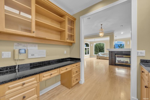4648 2Nd Avenue W, Vancouver, BC 