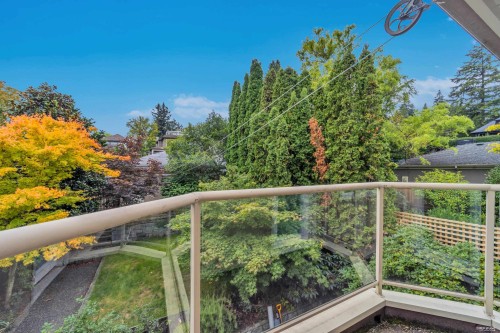 4648 2Nd Avenue W, Vancouver, BC 