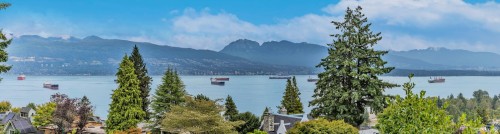 4648 2Nd Avenue W, Vancouver, BC 
