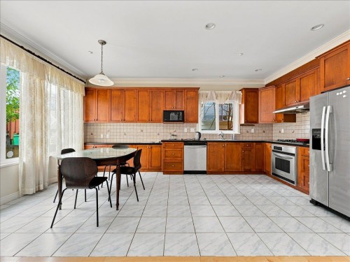2579 45Th Avenue W, Vancouver, BC 