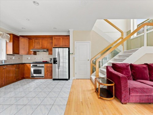 2579 45Th Avenue W, Vancouver, BC 