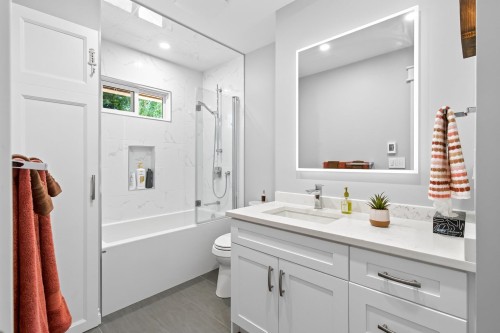 2996 Surf Crescent, Coquitlam, BC 