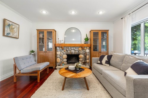 2306 William Avenue, North Vancouver, BC 
