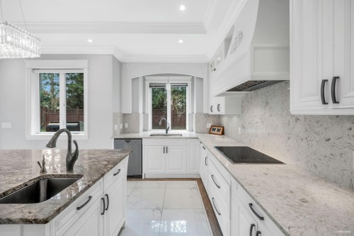 8560 Ryan Road, Richmond, BC 
