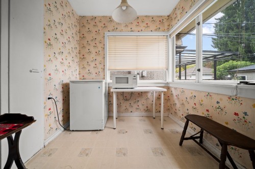 4311 14Th Avenue W, Vancouver, BC 