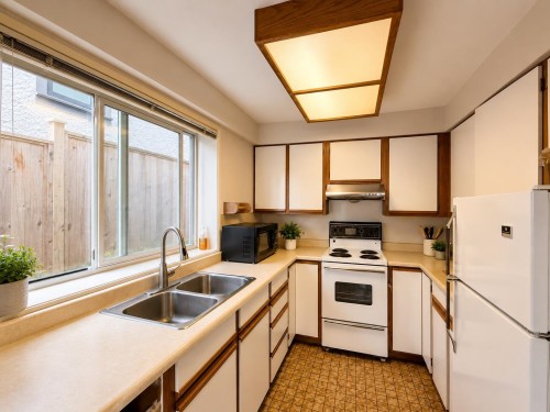 3848 38Th Avenue W, Vancouver, BC 