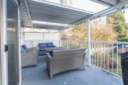 Upper-9890 Lyndhurst Street Burnaby, BC V3J 1G1
