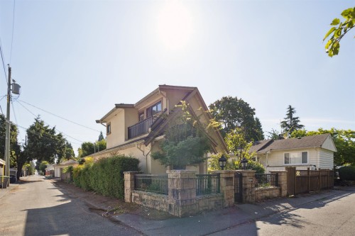 1441 49Th Avenue W, Vancouver, BC 