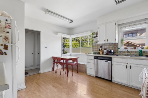 1441 49Th Avenue W, Vancouver, BC 
