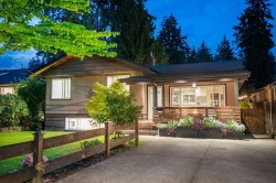 1218 22nd Street WNorth Vancouver, BC V7P 2G1