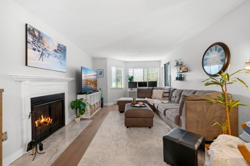 113-9620 Manchester Drive  Burnaby, BC V3N 4R2