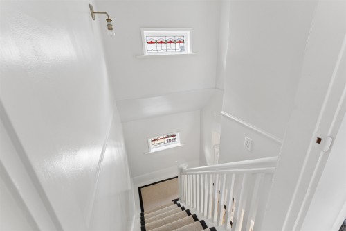1250 11Th Avenue E, Vancouver, BC 